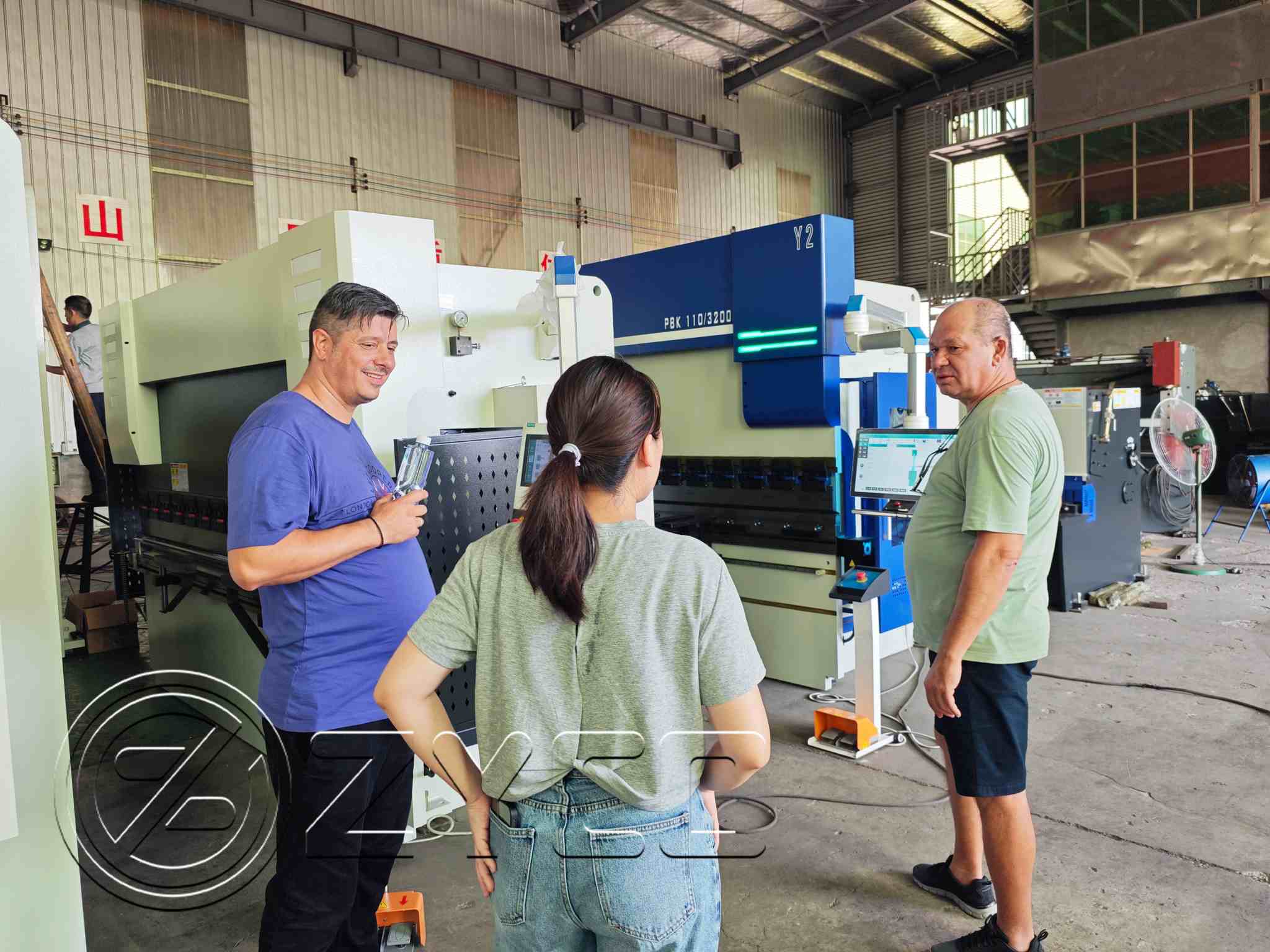 metal bending machine