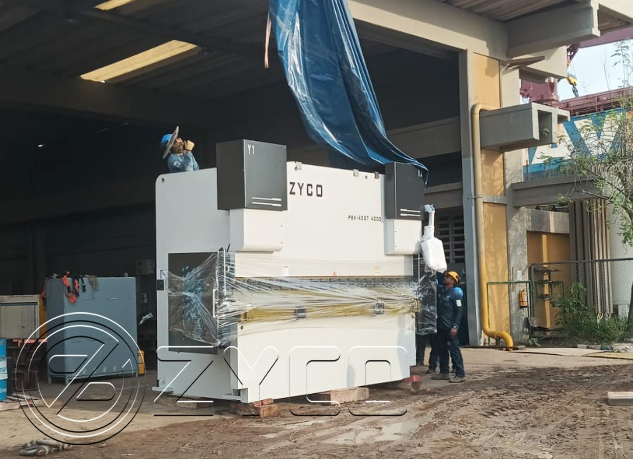 Prensa plegadora ZYCO entregada, producción inminente