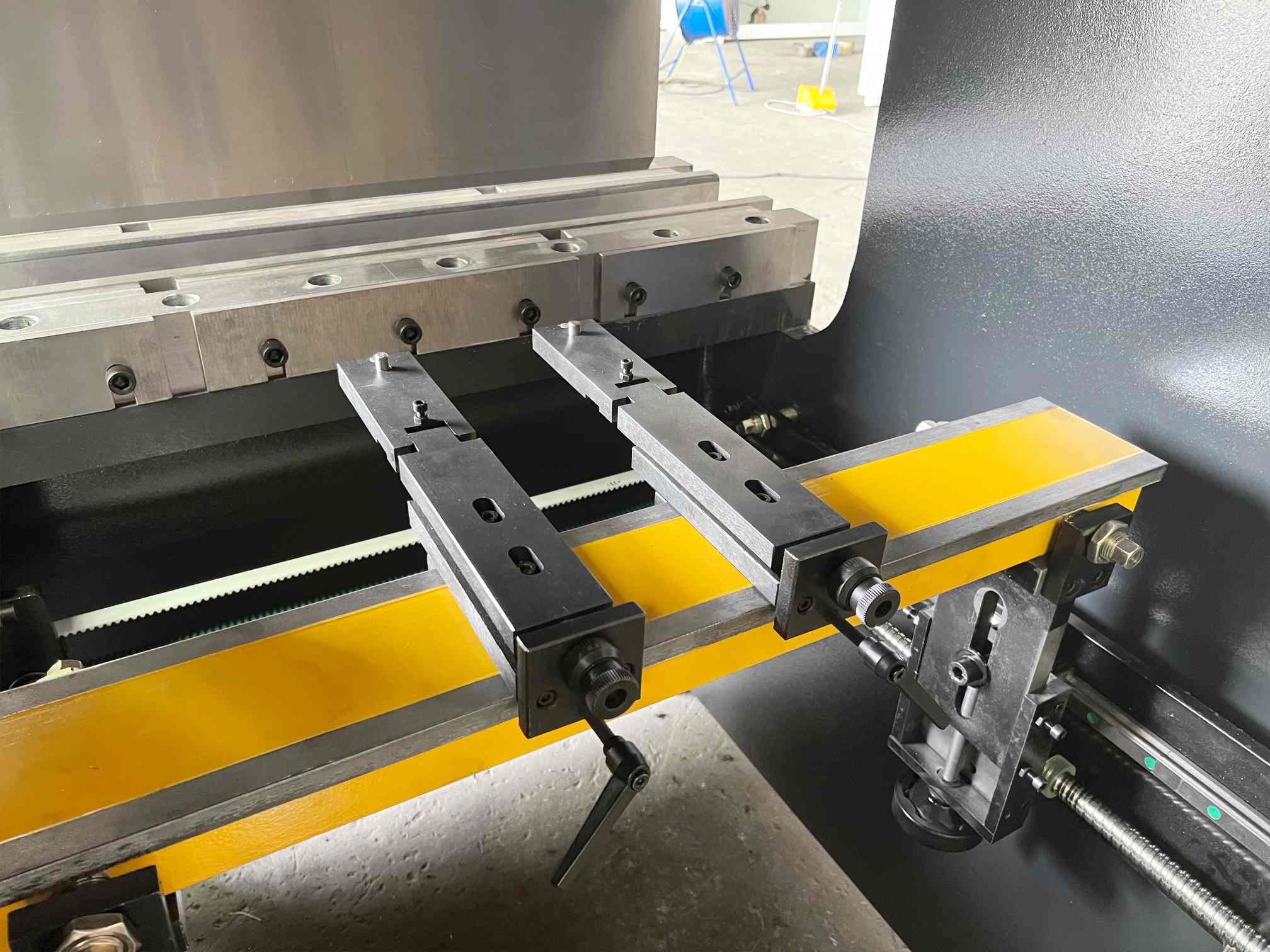 cnc press brakes